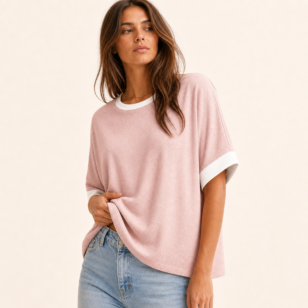 Blush White women's contrast-trim relaxed tee