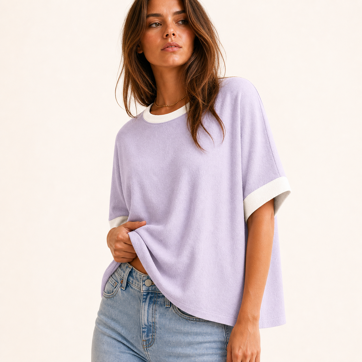 Lavender White women's contrast-trim relaxed tee