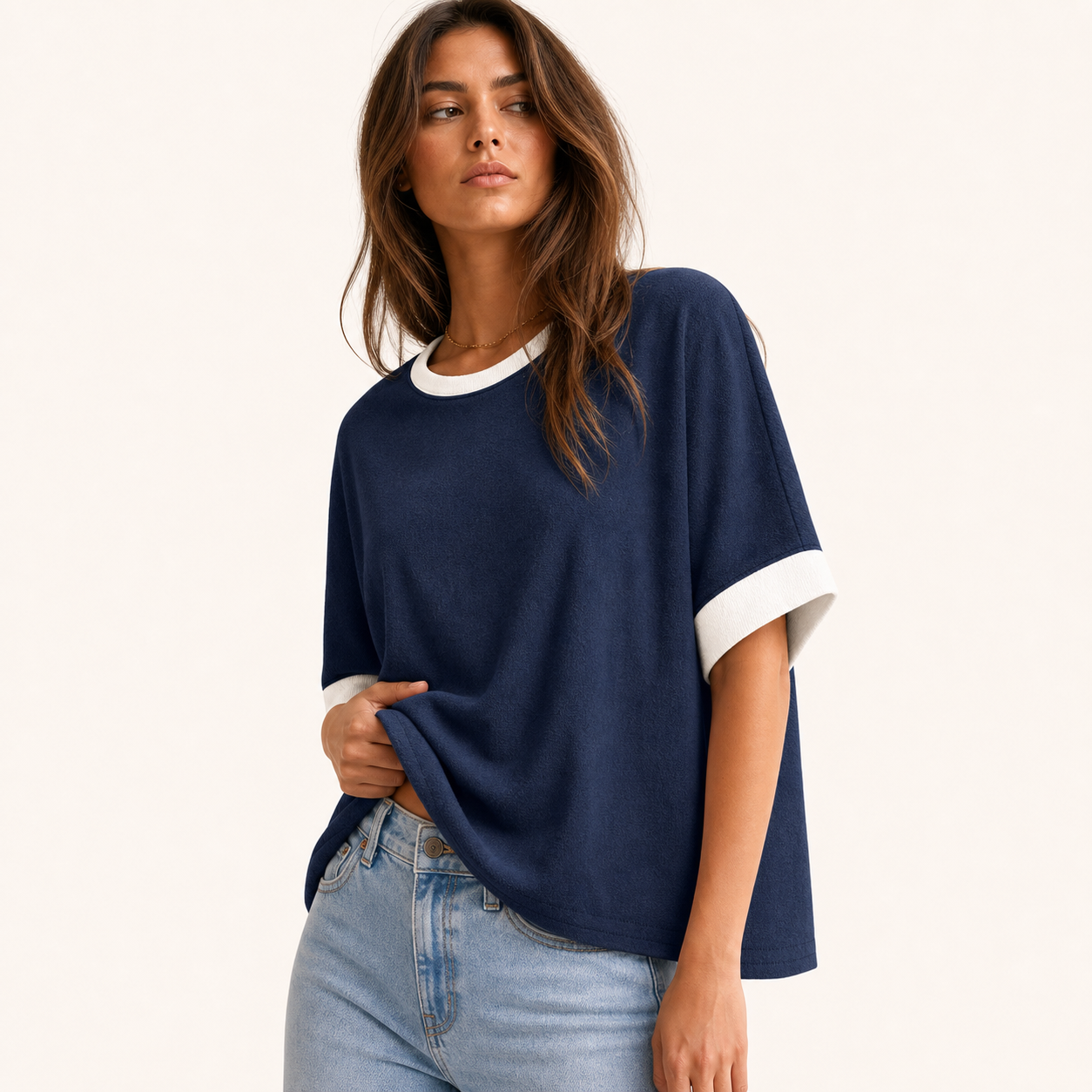 Navy White women's contrast-trim relaxed tee
