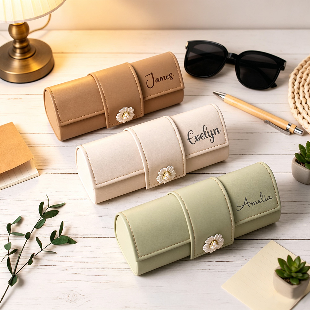 Personalized Leather Eyeglasses Case with Name, Custom Sunglasses Holder, Magnetic Travel Glasses Case, Bridesmaid Gift for Her