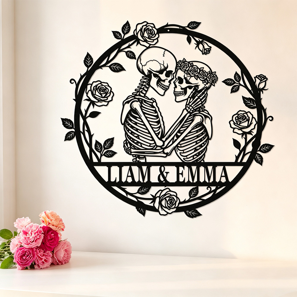 Personalized Skeleton Couple Metal Wall Art – Custom Name Gothic Wedding Sign, Halloween Home Decor & Unique Anniversary Gift
