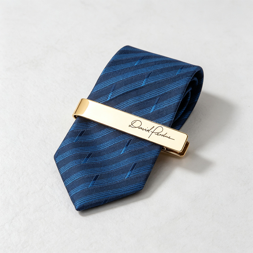 Custom Handwriting Engraved Tie Clip – Personalized Stainless Steel Men’s Accessory for Groomsmen, Father’s Day & Anniversary Gifts