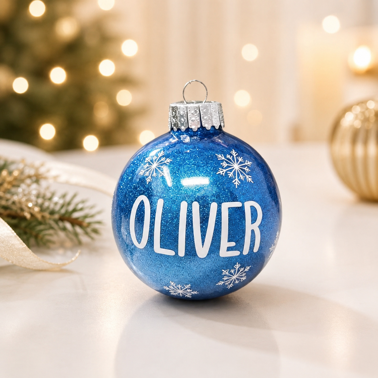 Personalized Glitter Christmas Ornament, Custom Name Snowflake Ball Ornament, Shatterproof Holiday Tree Decoration, Family Christmas Gift for Kids & Adults