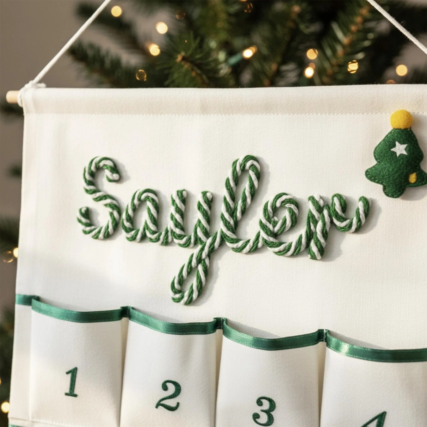 Personalized Christmas Advent Calendar – Custom Name Embroidered Fabric Countdown with 24 Pockets, Red or Green Strap, Reusable Holiday Decor for Kids & Families