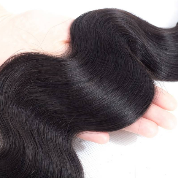 Natural Black Deep Wave Human Hair Bundle Highlighting Smooth, Glossy Waves