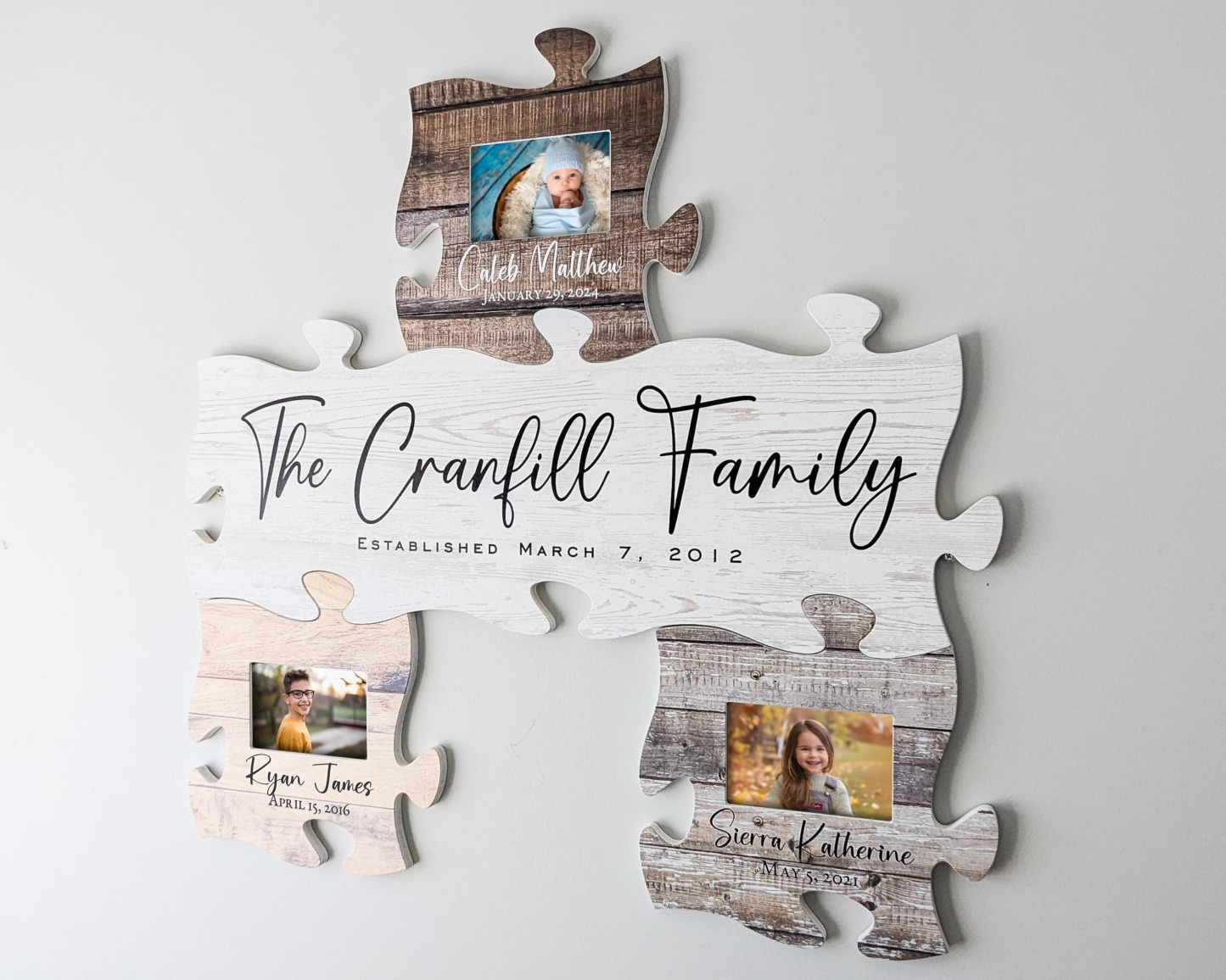 Personalized Family Name Photo Sign Expandable Wooden Wall Decor for Families