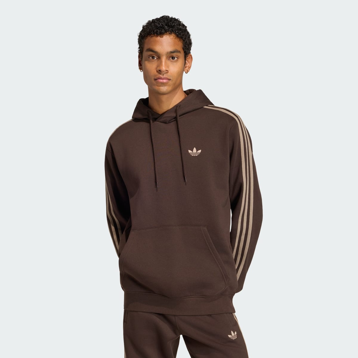 Prenda deportiva para hombre color café - vista 1