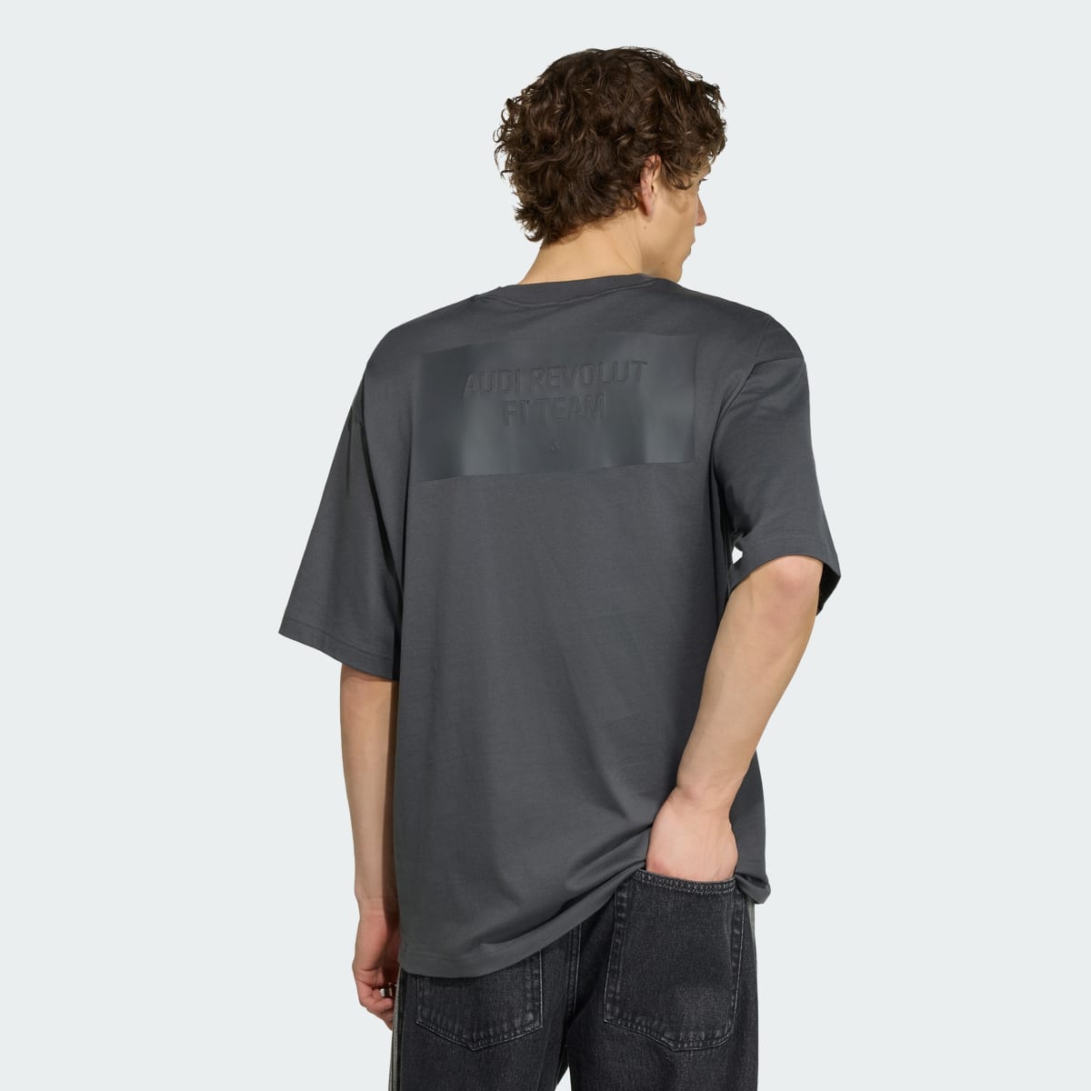 Camiseta deportiva para hombre color negro y rojo - vista 3