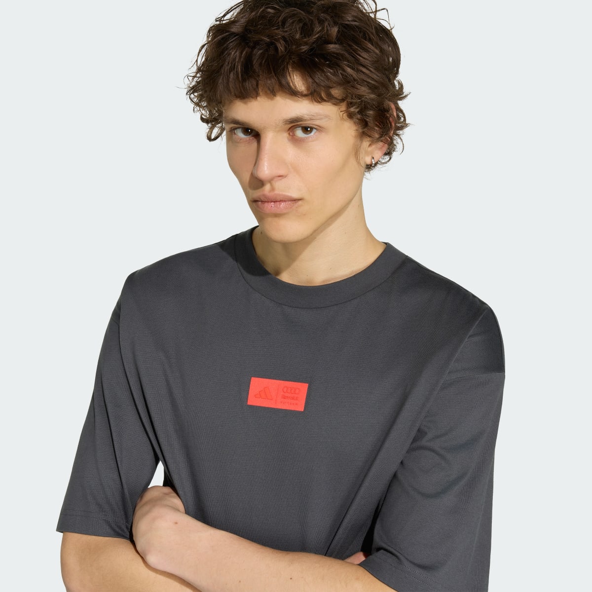 Camiseta deportiva para hombre color negro y rojo - vista 6