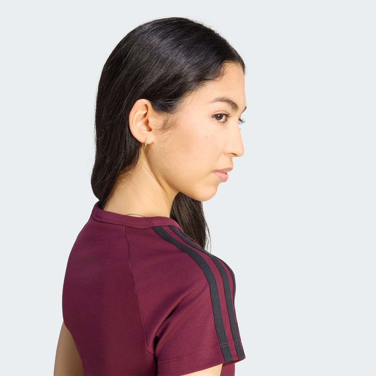 Camiseta deportiva para mujer color granate y negro - vista 7