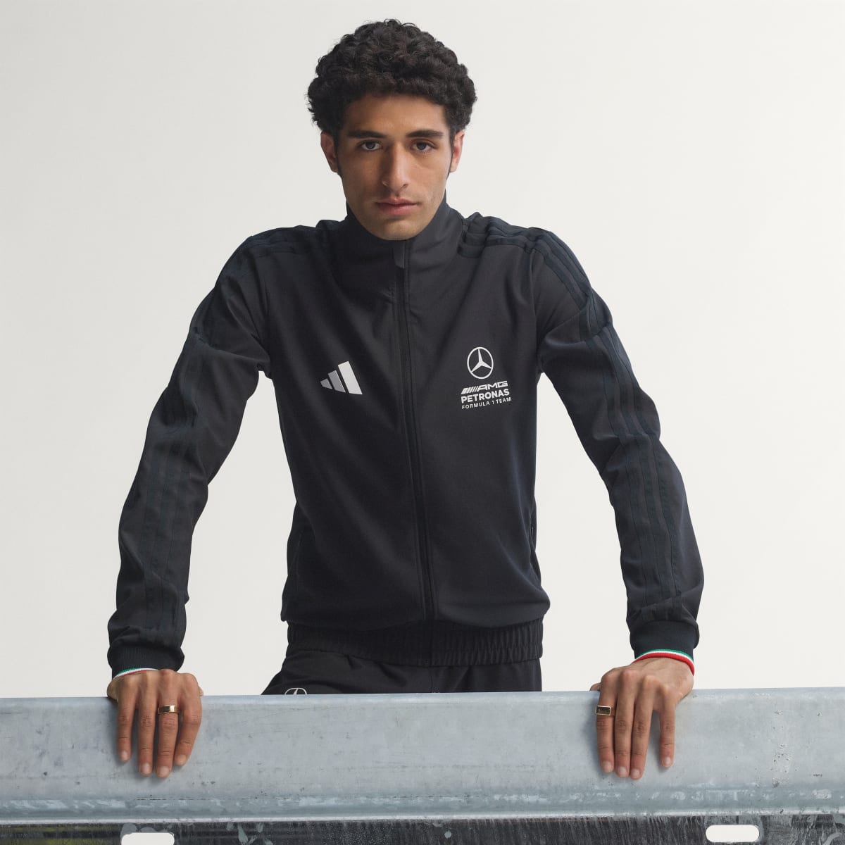 Chaqueta deportiva para hombre color negro - vista 1