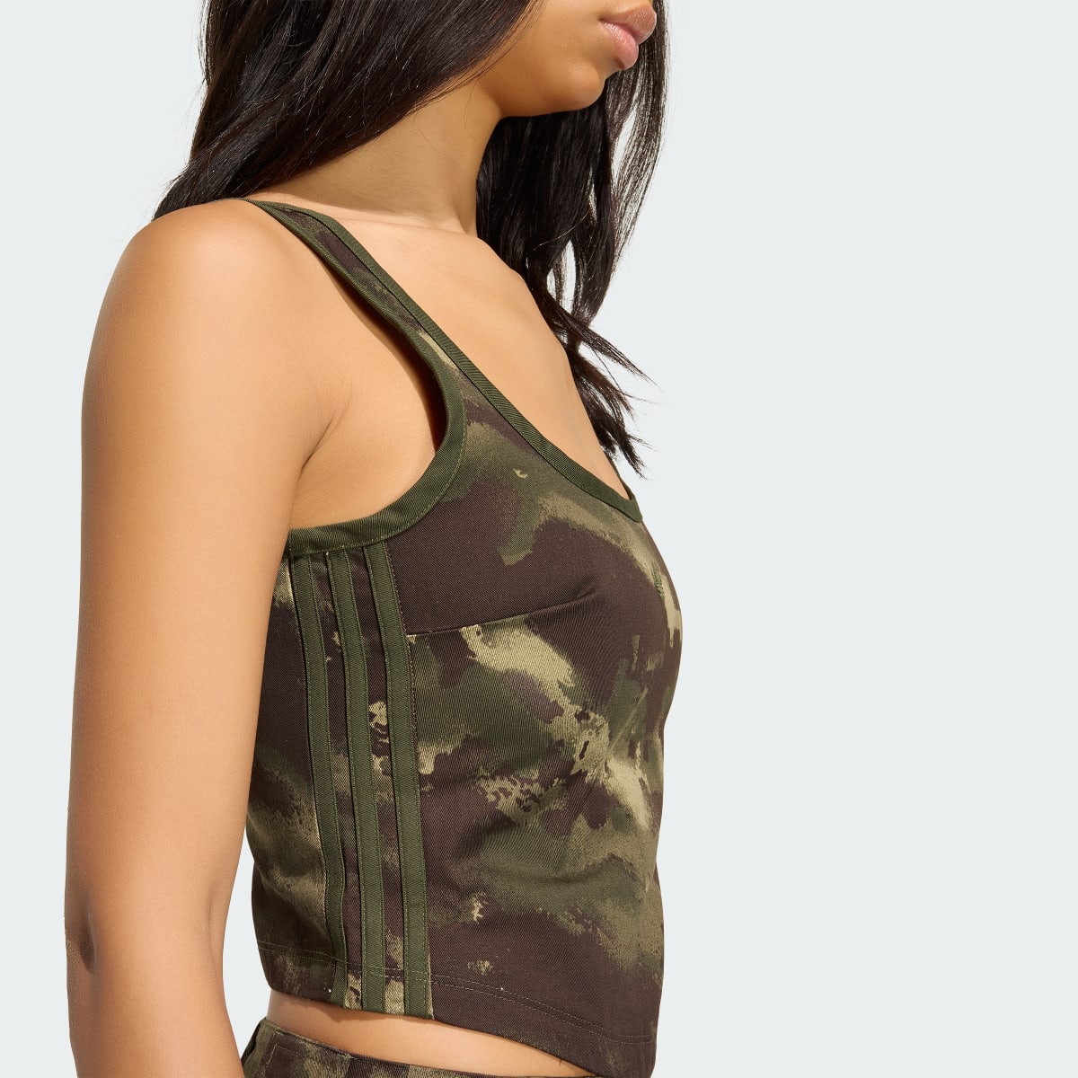 Prenda deportiva para mujer color tono neutro - vista 6