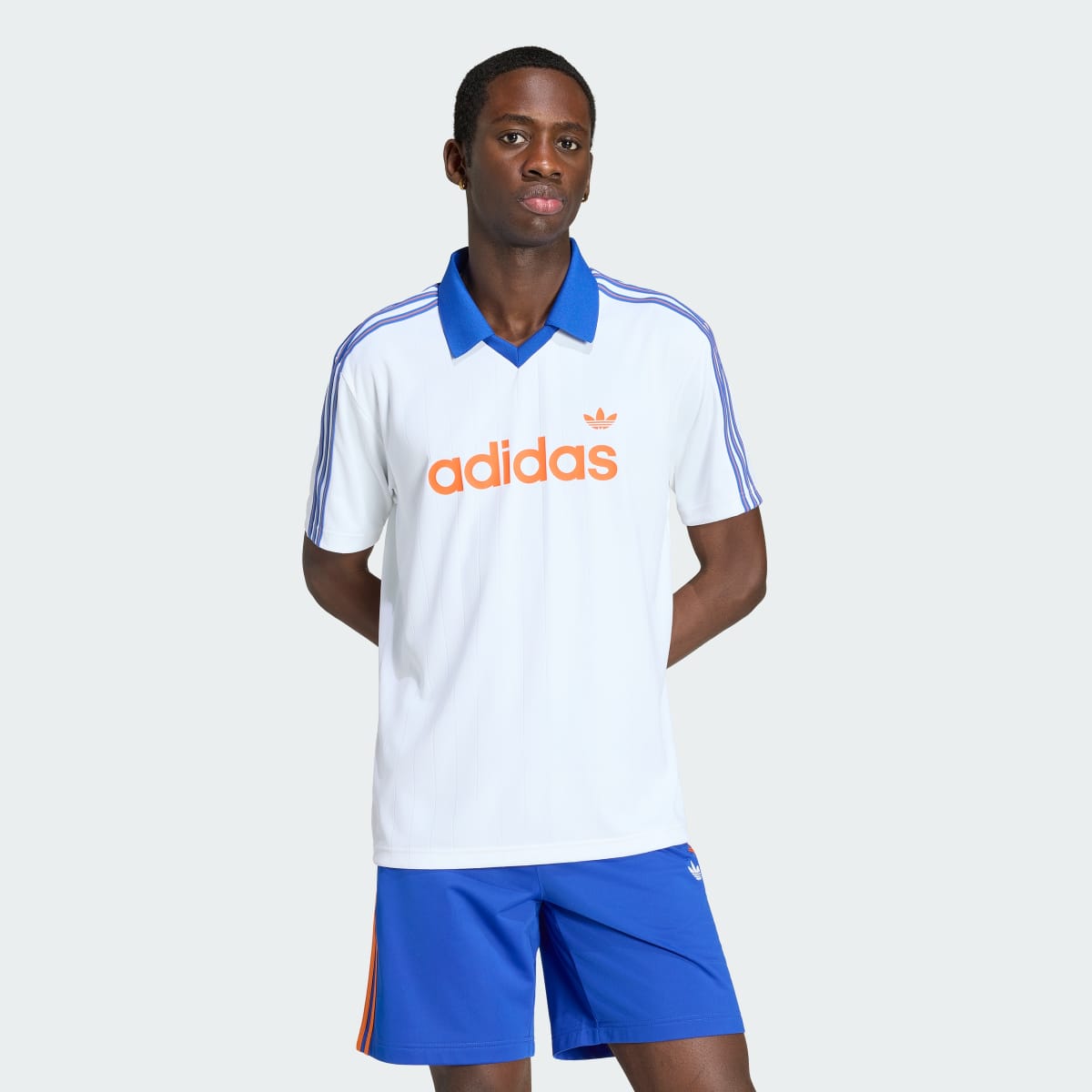 Camiseta deportiva para hombre color blanco y azul - vista 1