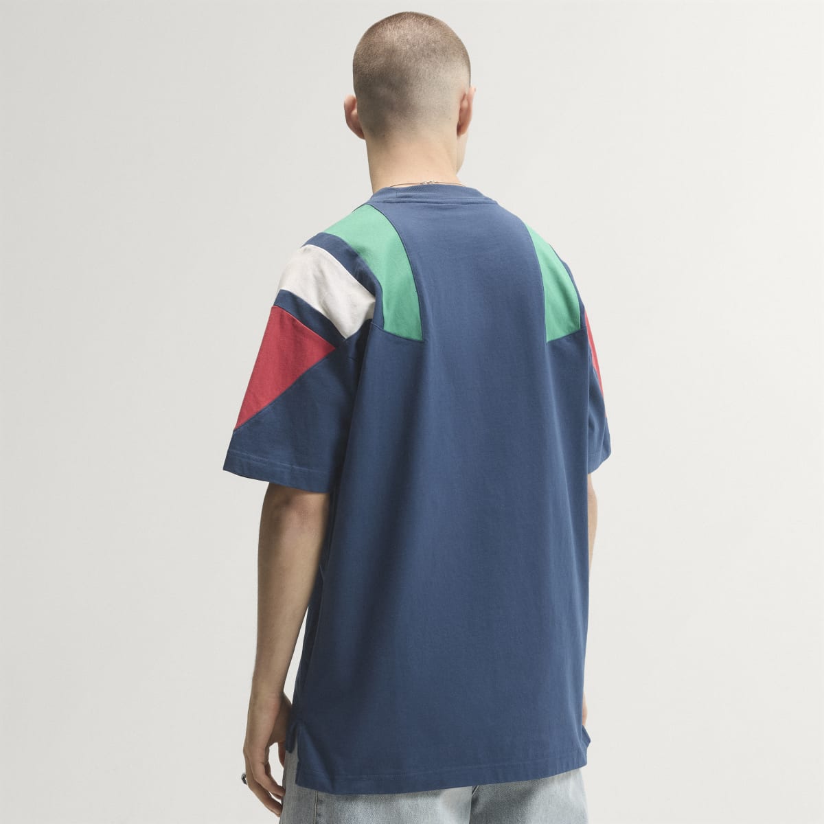 Camiseta deportiva para hombre color tono neutro - vista 2
