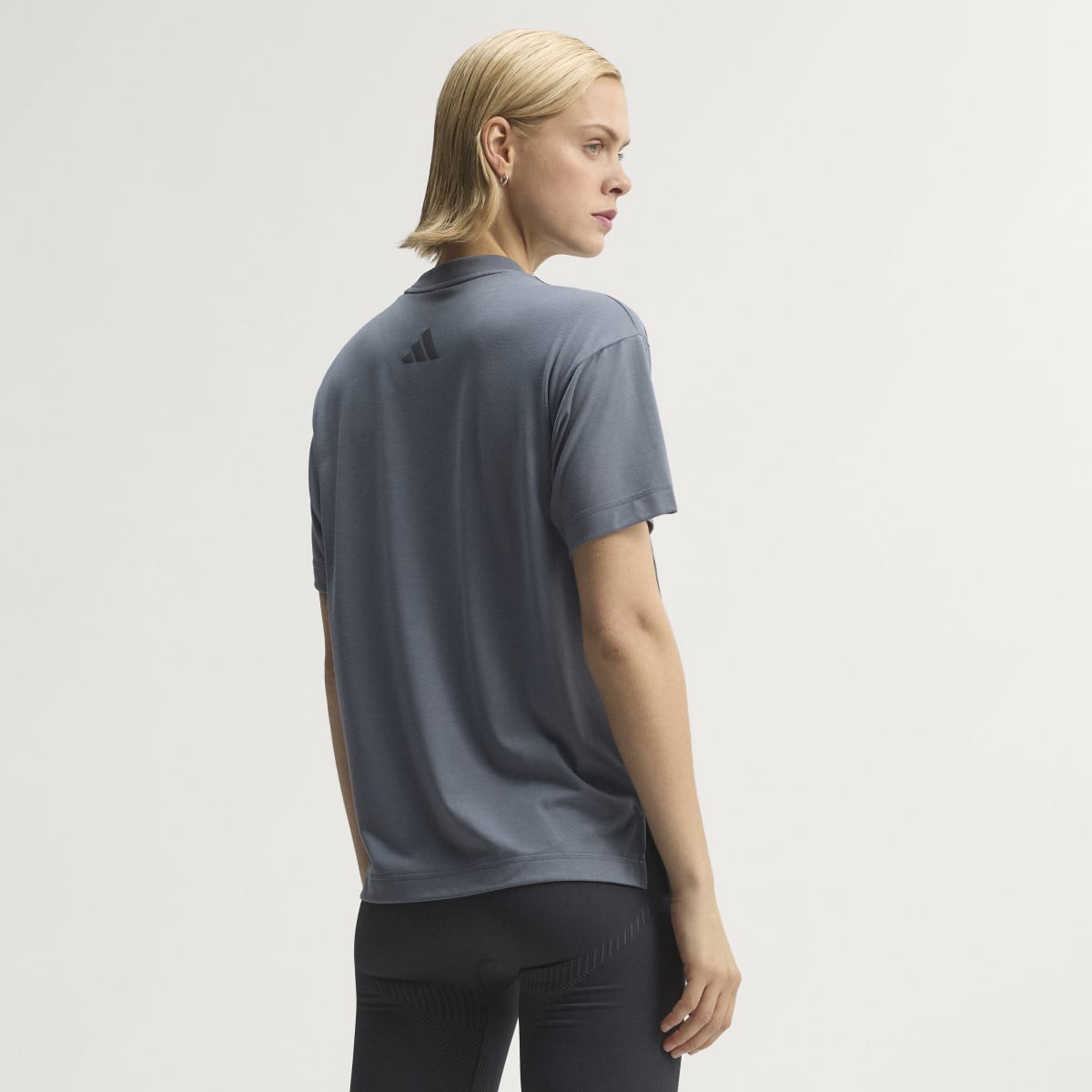 Camiseta deportiva unisex color negro - vista 2