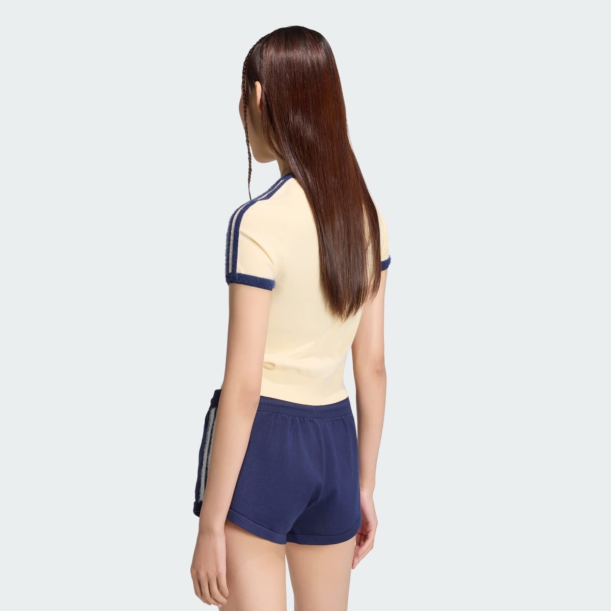 Camiseta deportiva para mujer color vainilla - vista 3