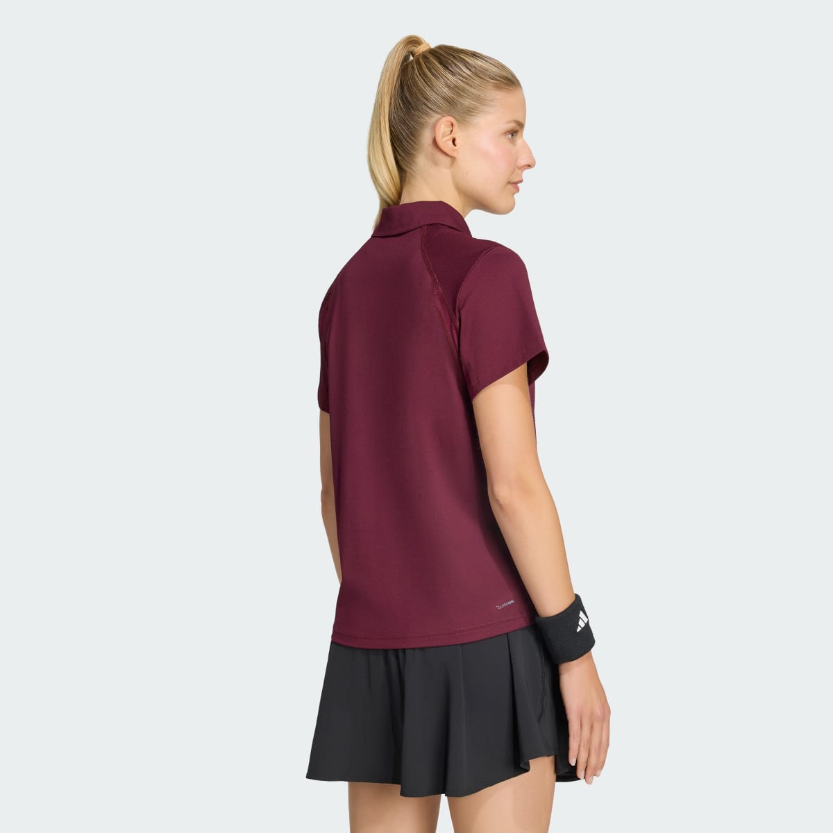 Camiseta deportiva para mujer color granate - vista 3