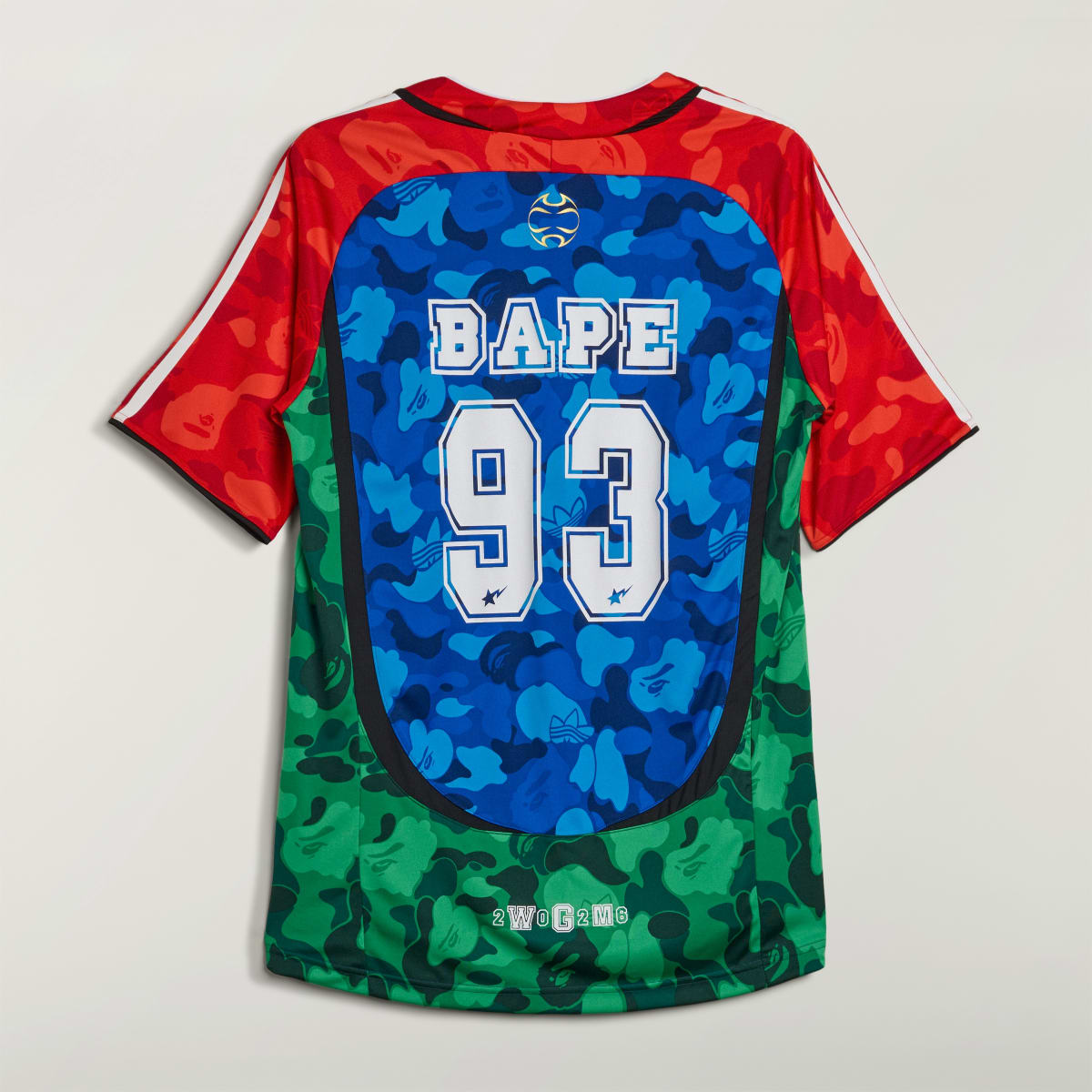 Camiseta deportiva para hombre color azul y rojo - vista 2