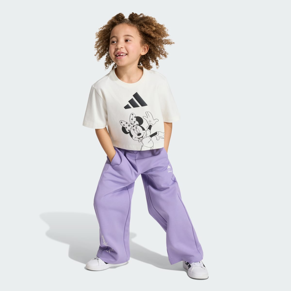 Camiseta deportiva para niños color blanco y negro - vista 4