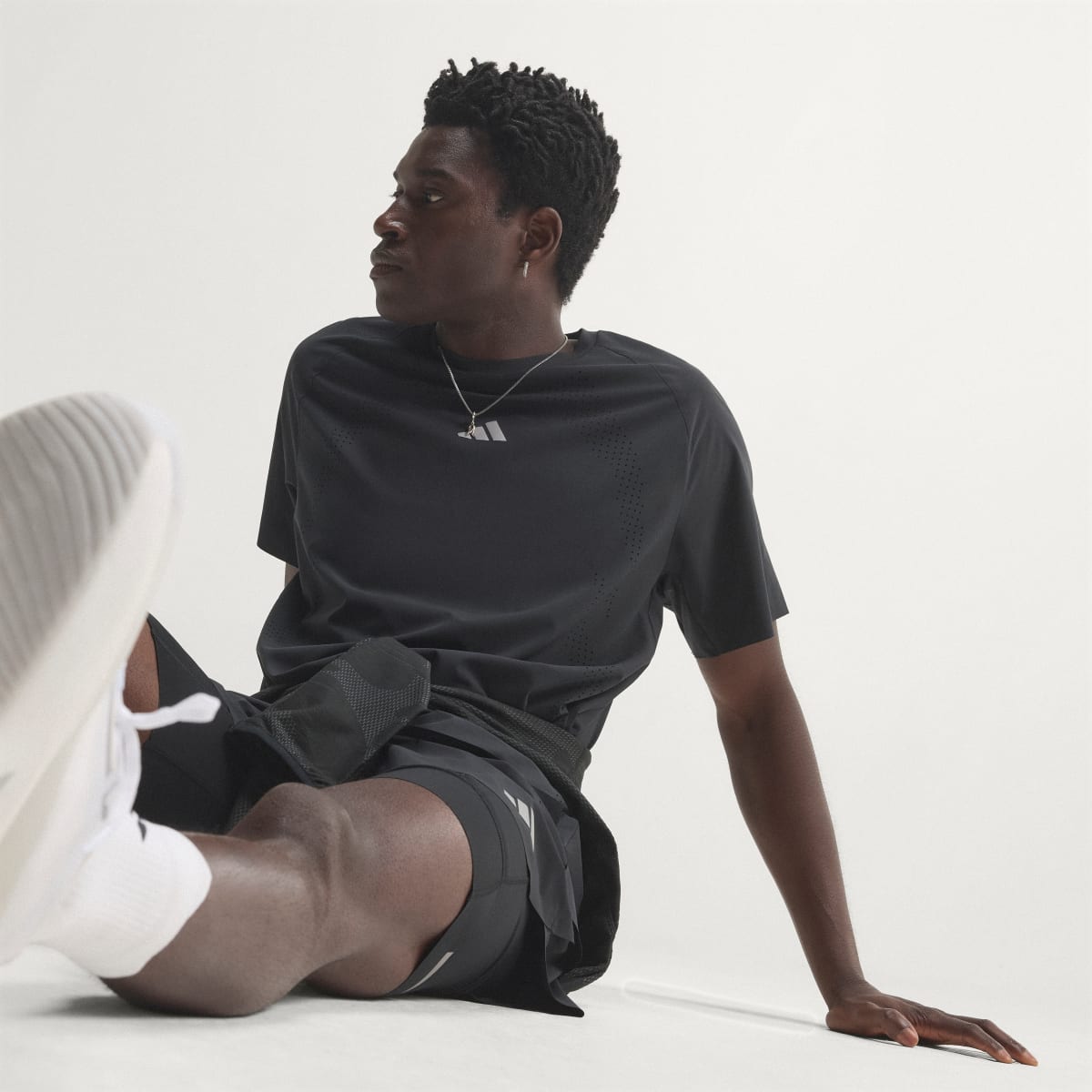 Camiseta deportiva para hombre color negro - vista 6