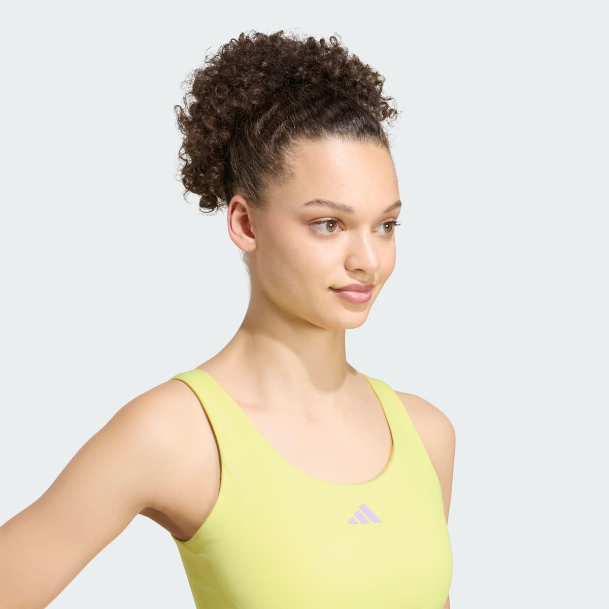 Camiseta deportiva para mujer color tono neutro - vista 8