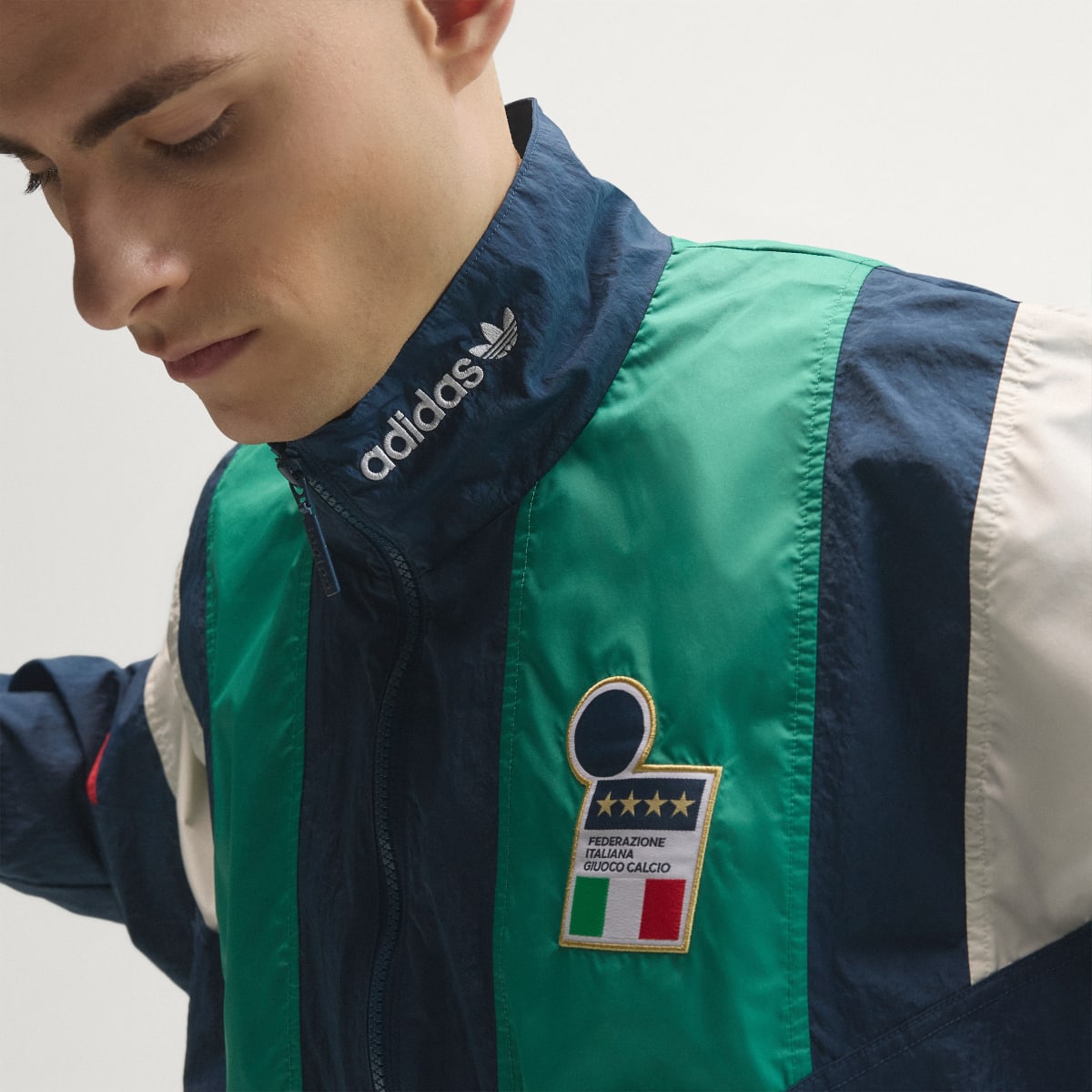 Chaqueta deportiva para hombre color tono neutro - vista 6
