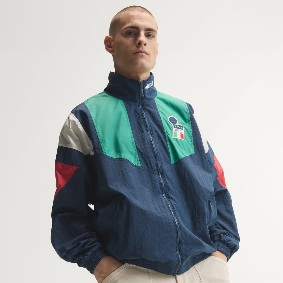 Chaqueta deportiva para hombre color tono neutro - vista 8