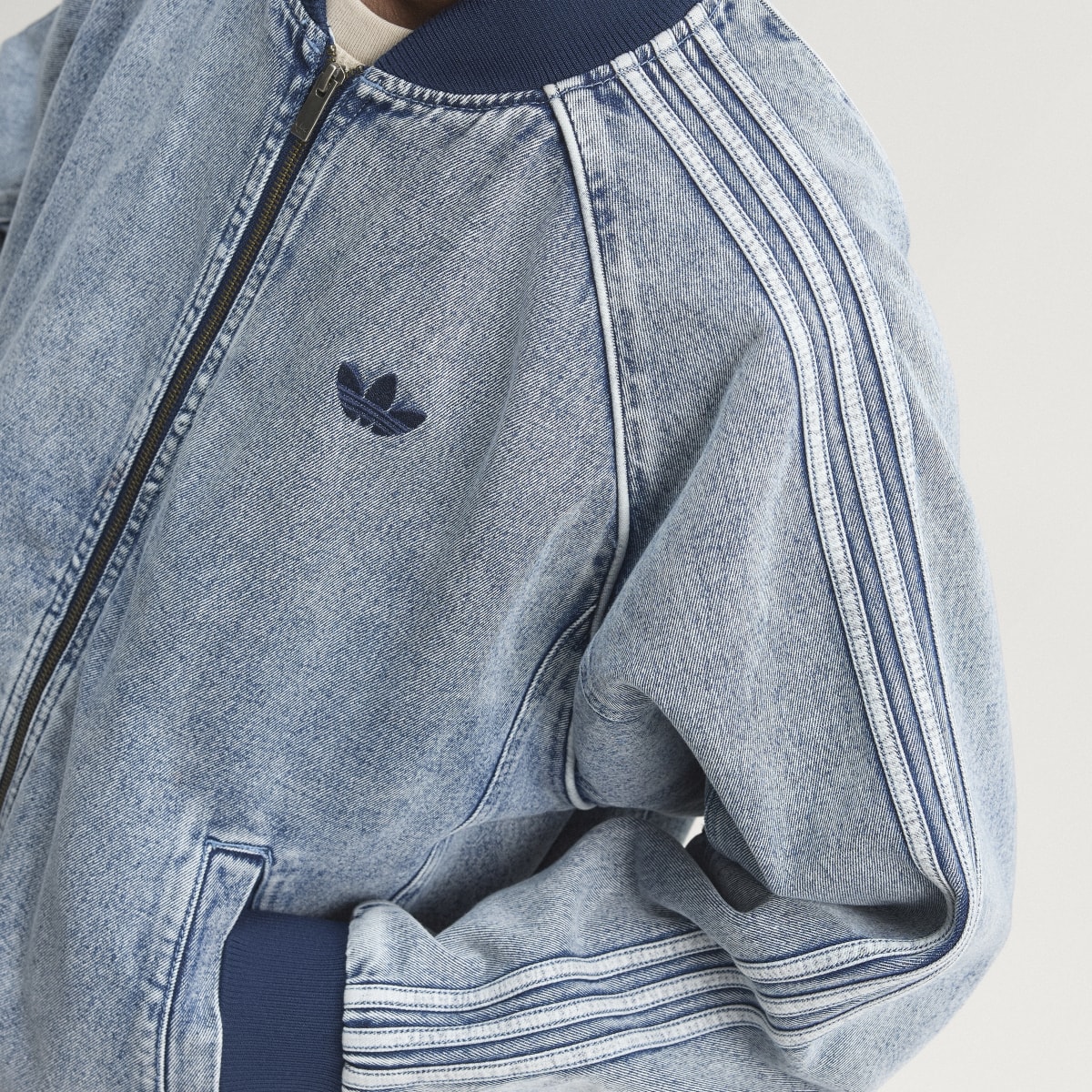 Chaqueta deportiva para hombre color tono neutro - vista 6