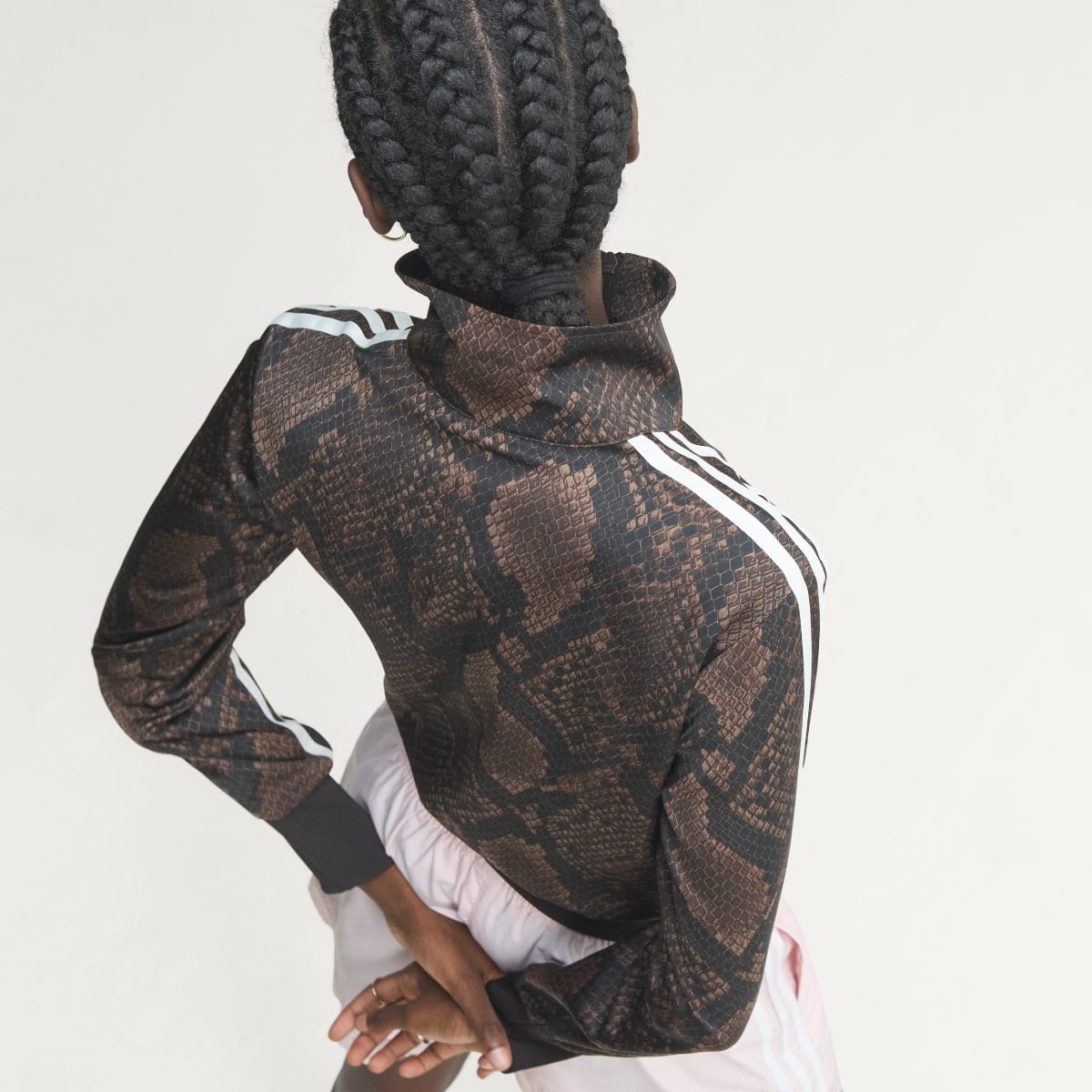 Chaqueta deportiva para mujer color café - vista 6