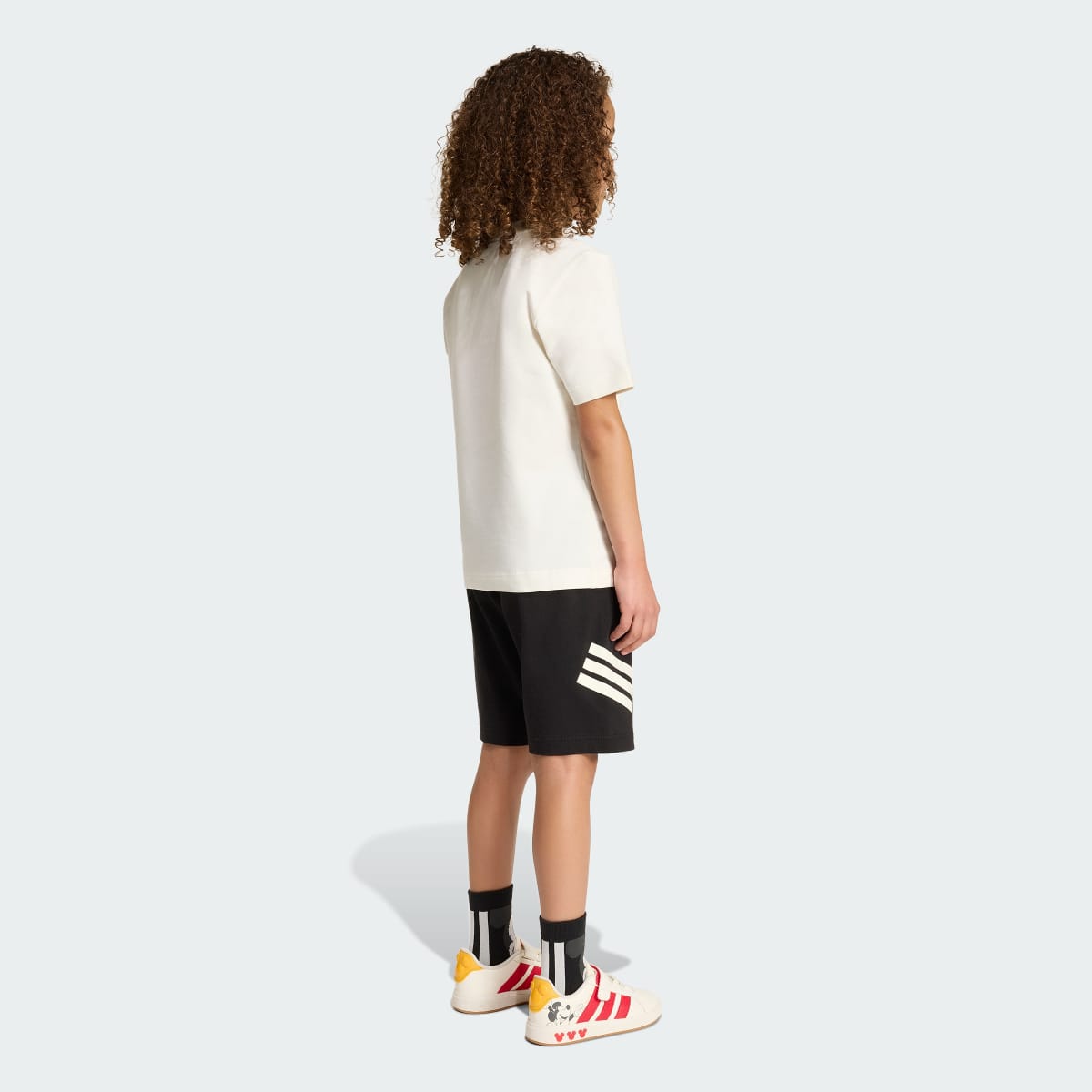 Camiseta deportiva para niños color blanco y negro - vista 5