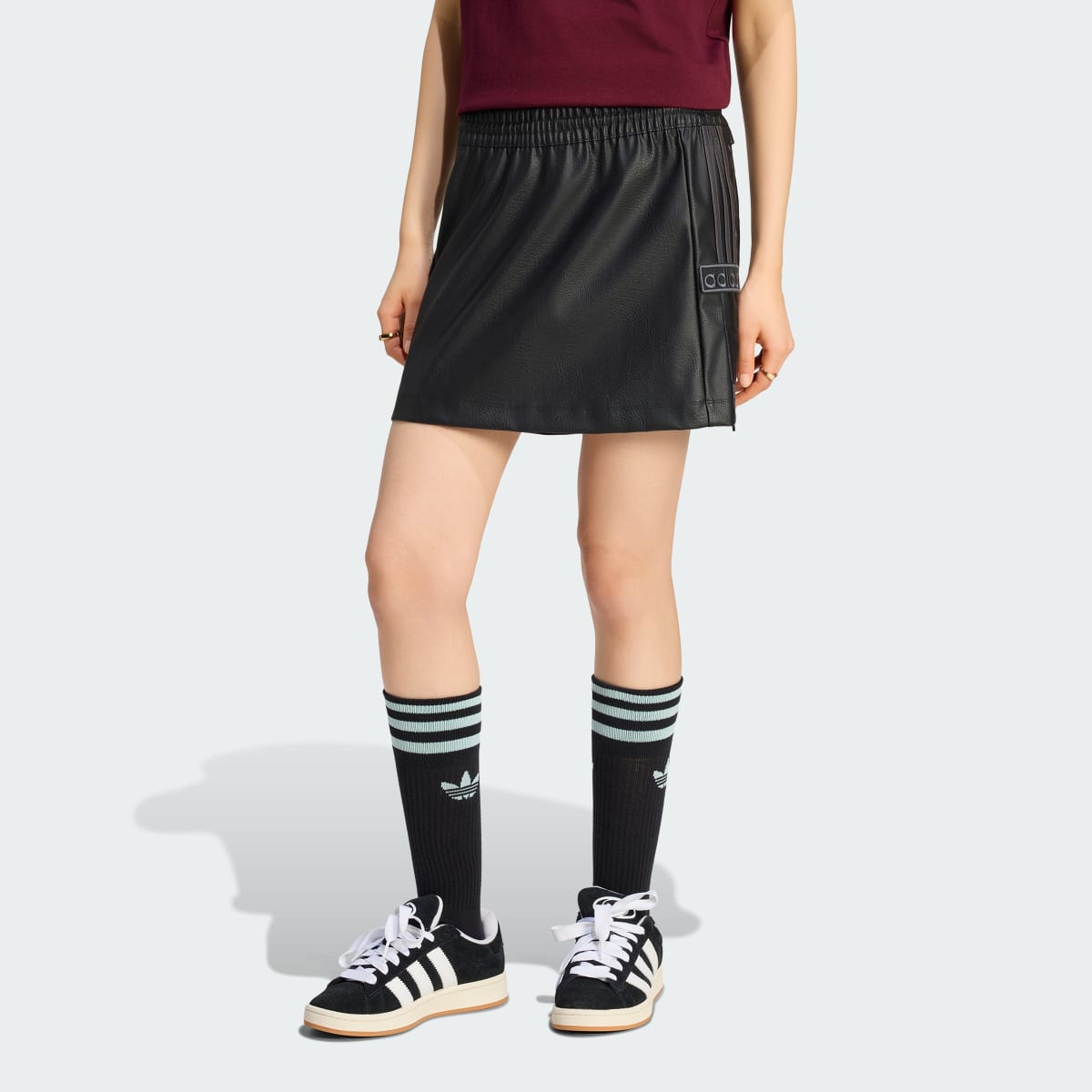 Prenda deportiva para mujer color negro - vista 1