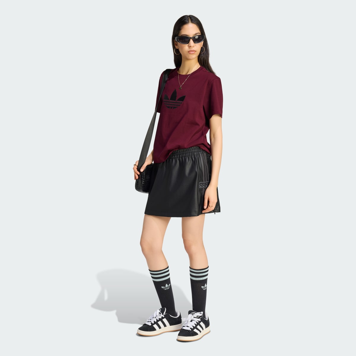 Prenda deportiva para mujer color negro - vista 4