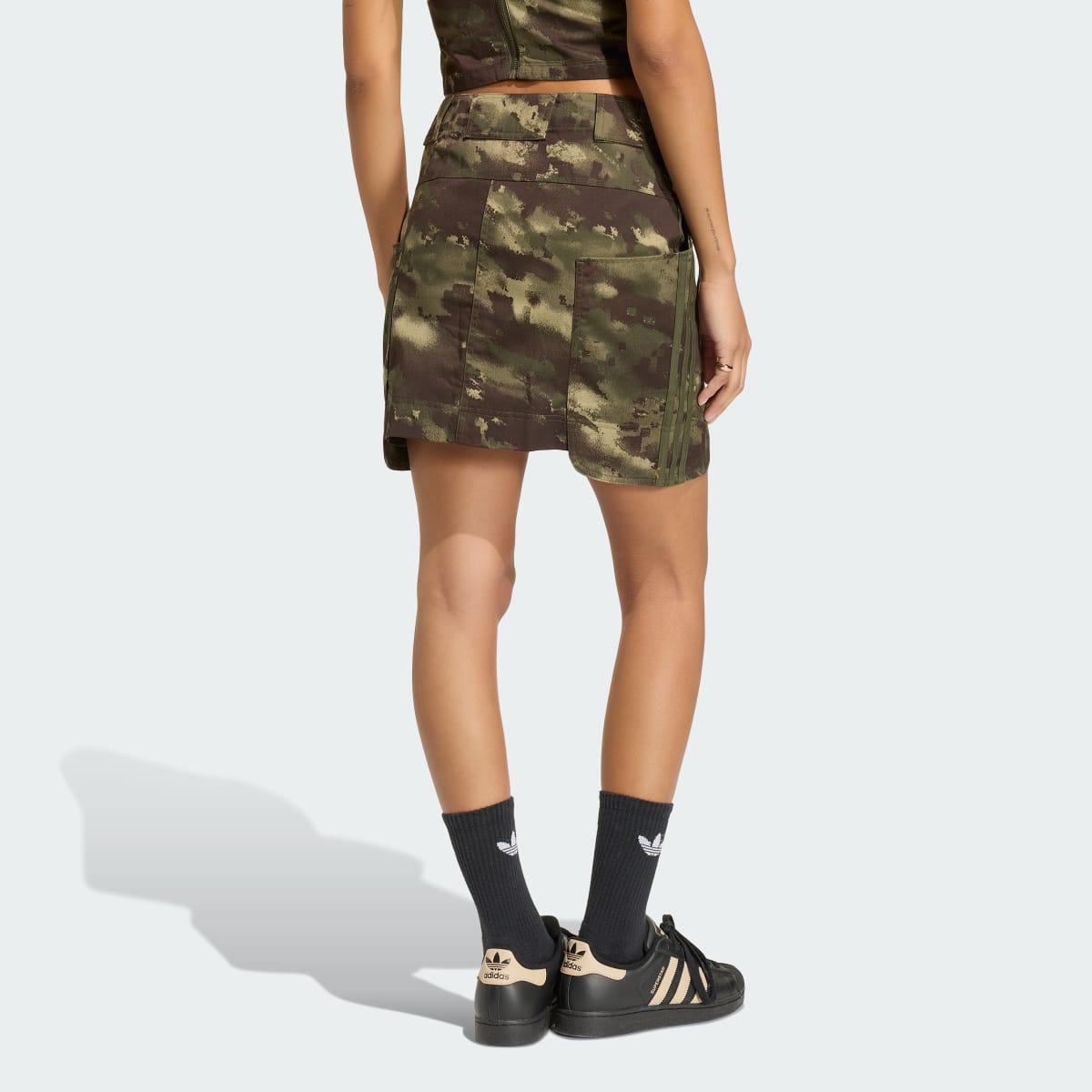 Prenda deportiva para mujer color tono neutro - vista 3