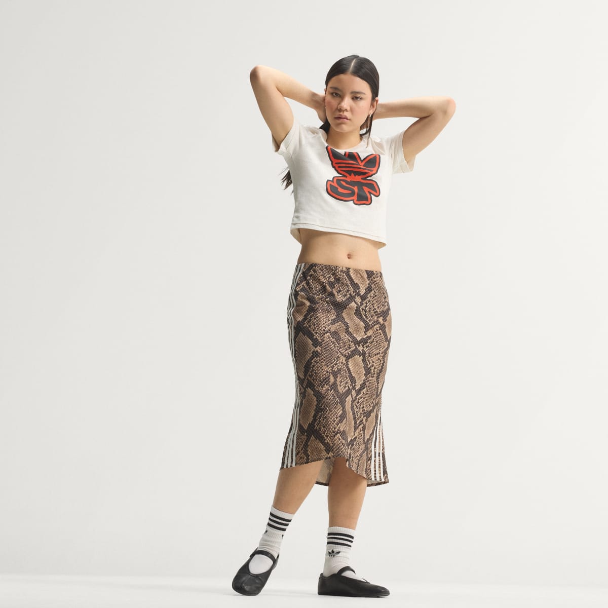 Prenda deportiva para mujer color beige - vista 7