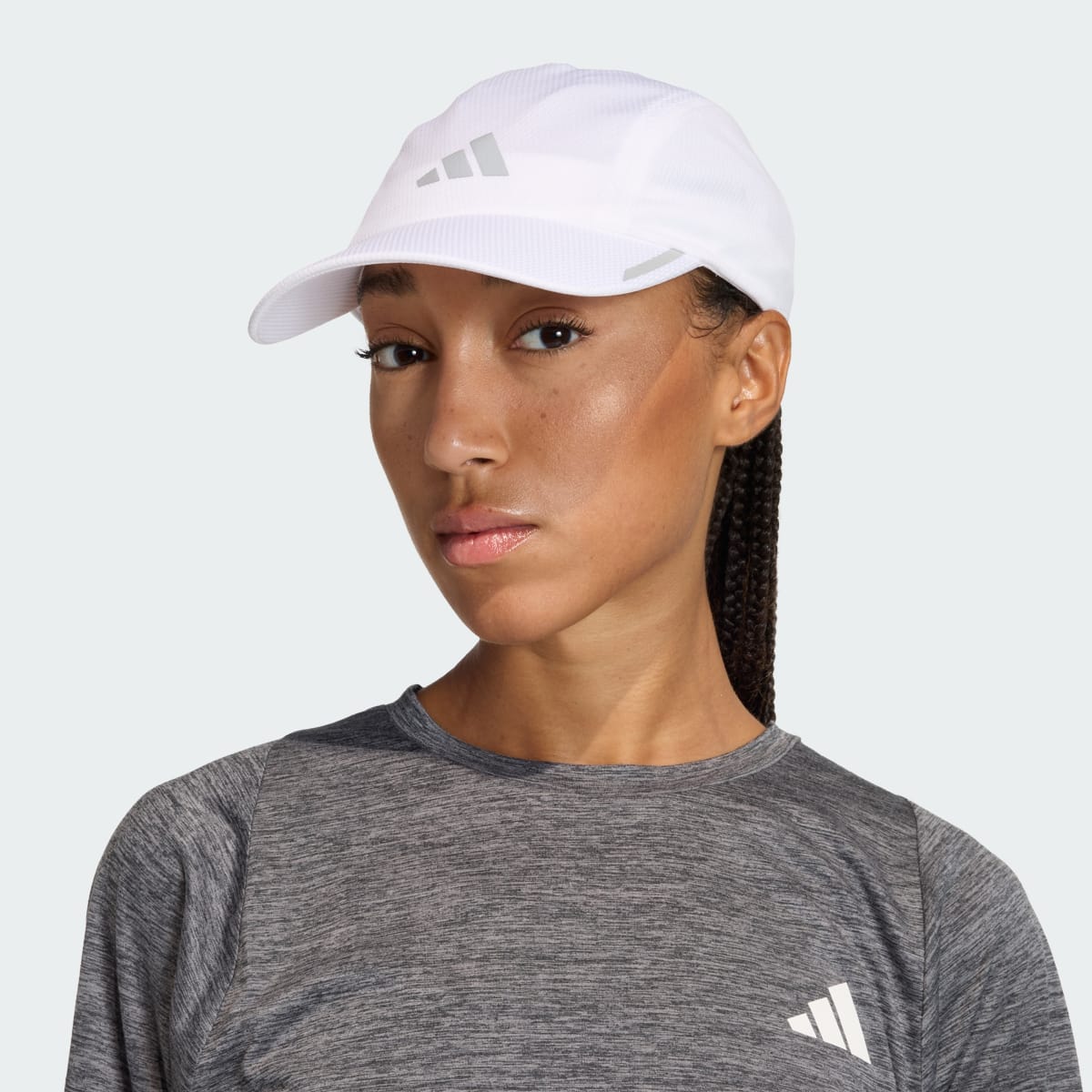 Gorra deportiva unisex color blanco y plateado - vista 1