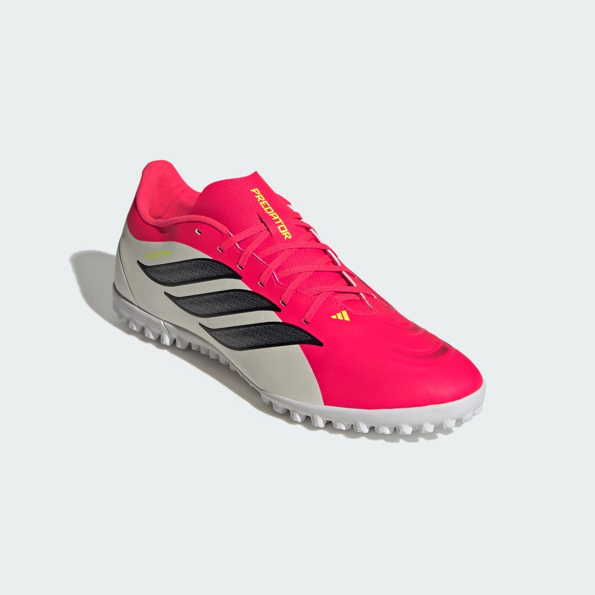 Guayos de fútbol unisex color rojo y negro - vista 5