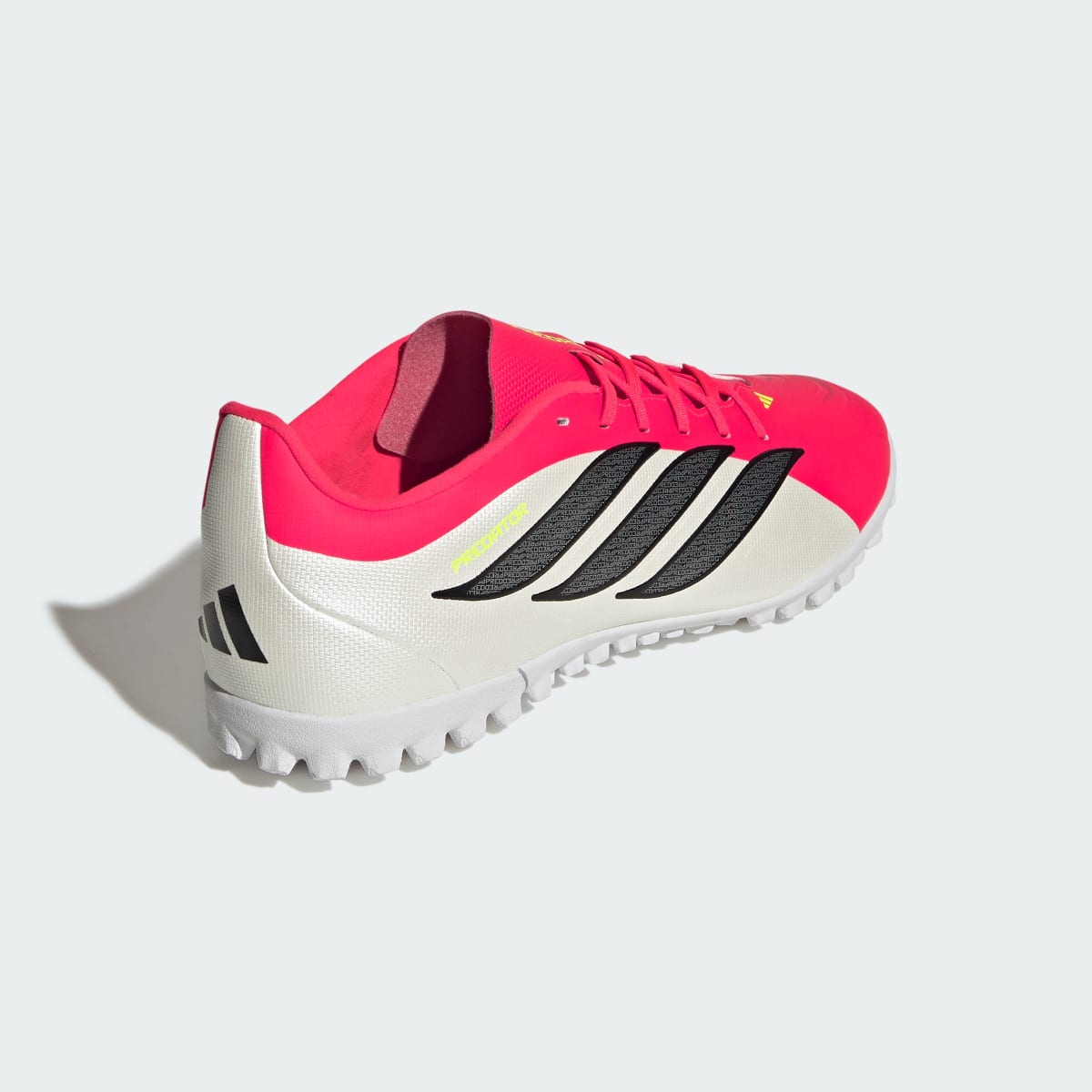 Guayos de fútbol unisex color rojo y negro - vista 6