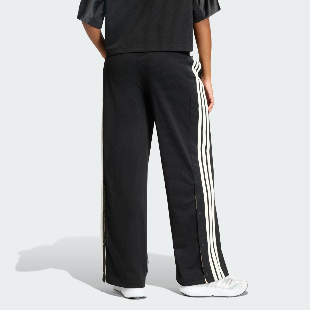 Pantalón deportivo para mujer color negro y blanco - vista 3
