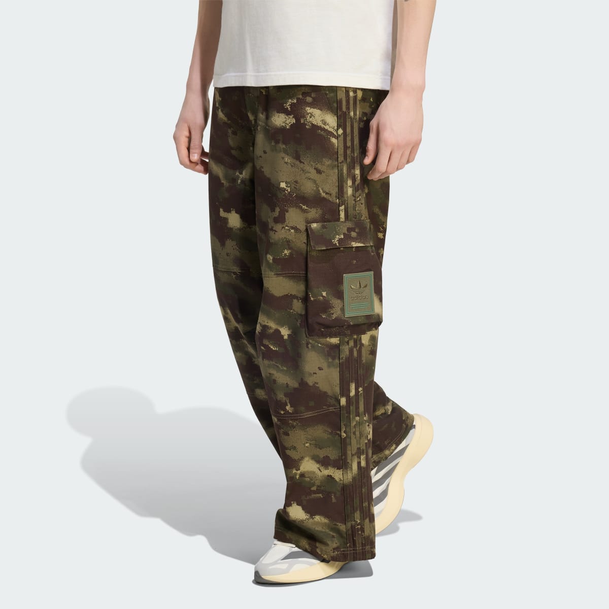 Pantalón deportivo para hombre color tono neutro - vista 1