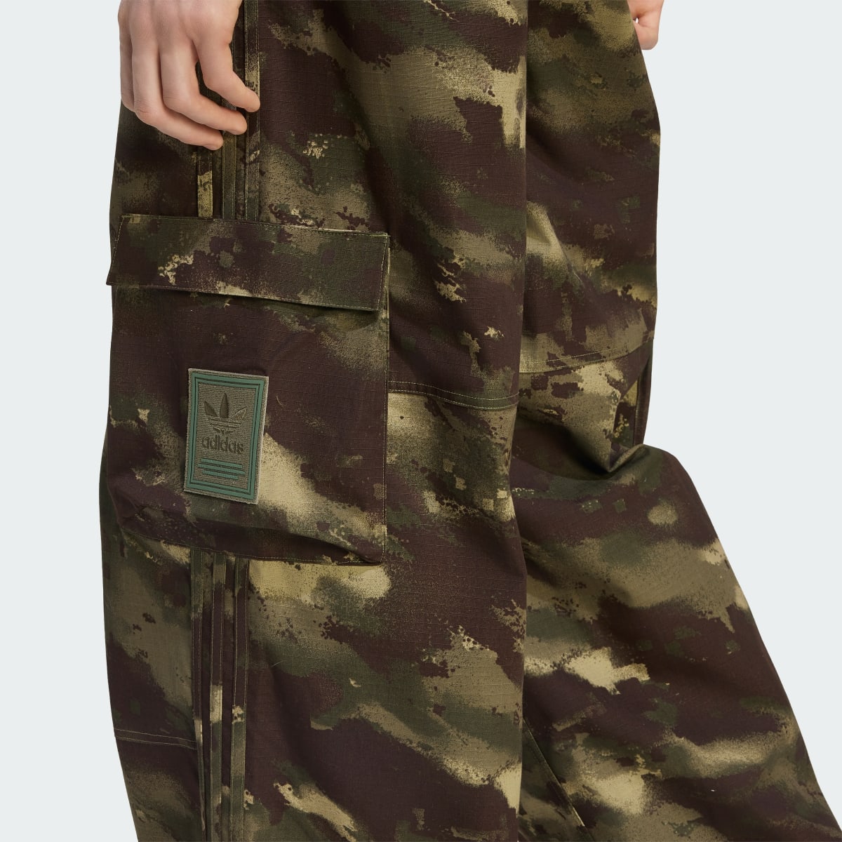 Pantalón deportivo para hombre color tono neutro - vista 6