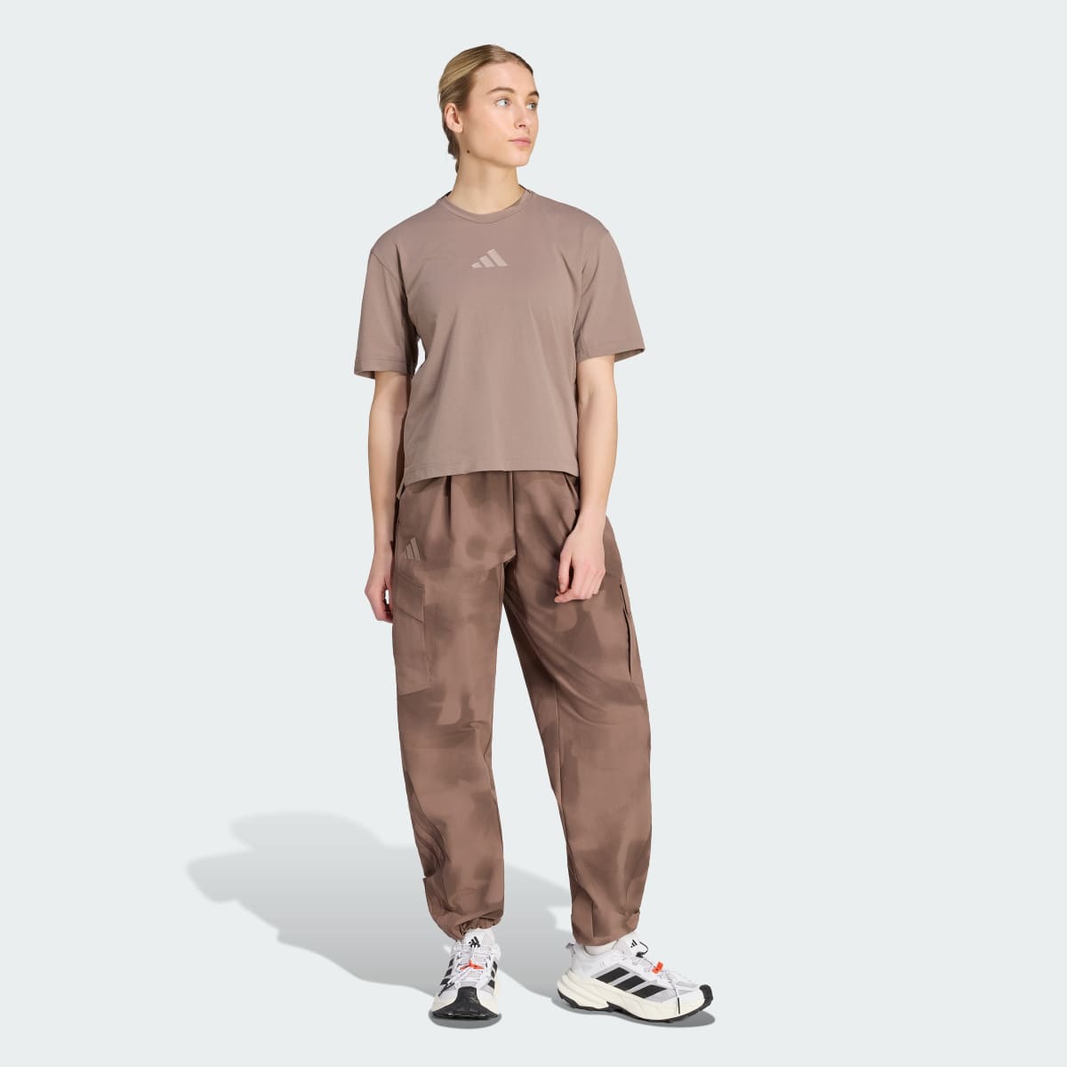 Pantalón deportivo para mujer color café - vista 6