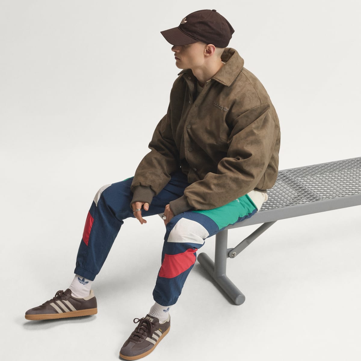 Pantalón deportivo para hombre color tono neutro - vista 5