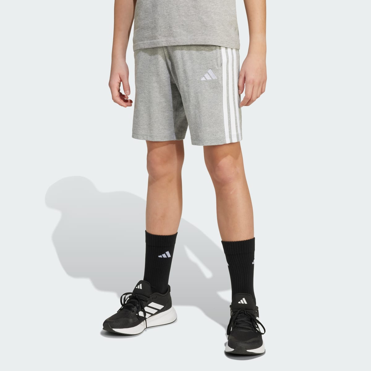 Short deportivo para niños color gris y blanco - vista 4