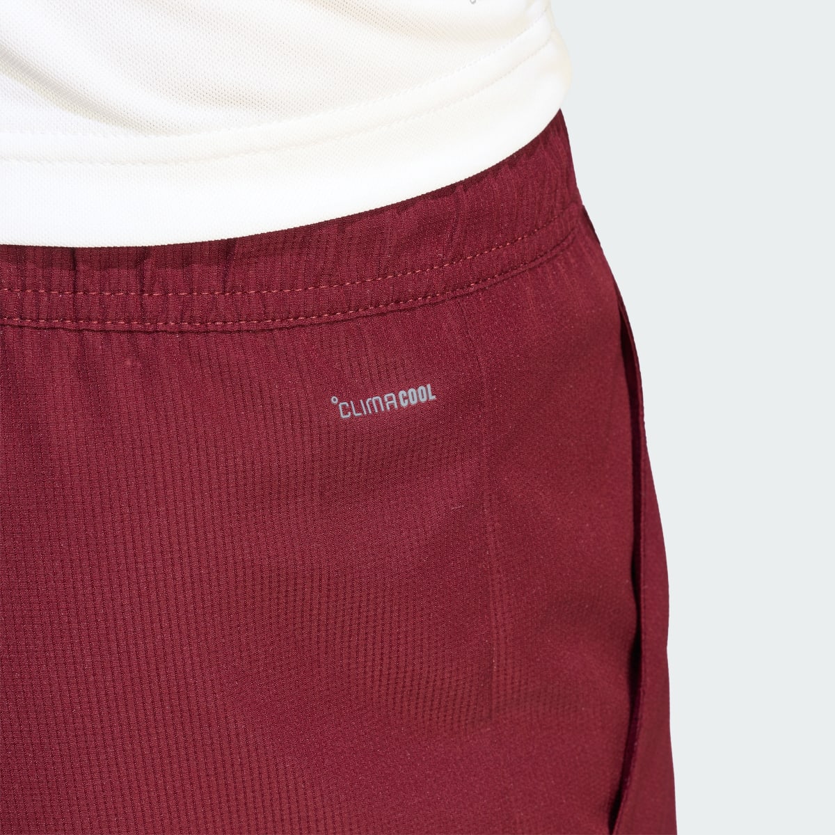 Short deportivo para hombre color granate - vista 7