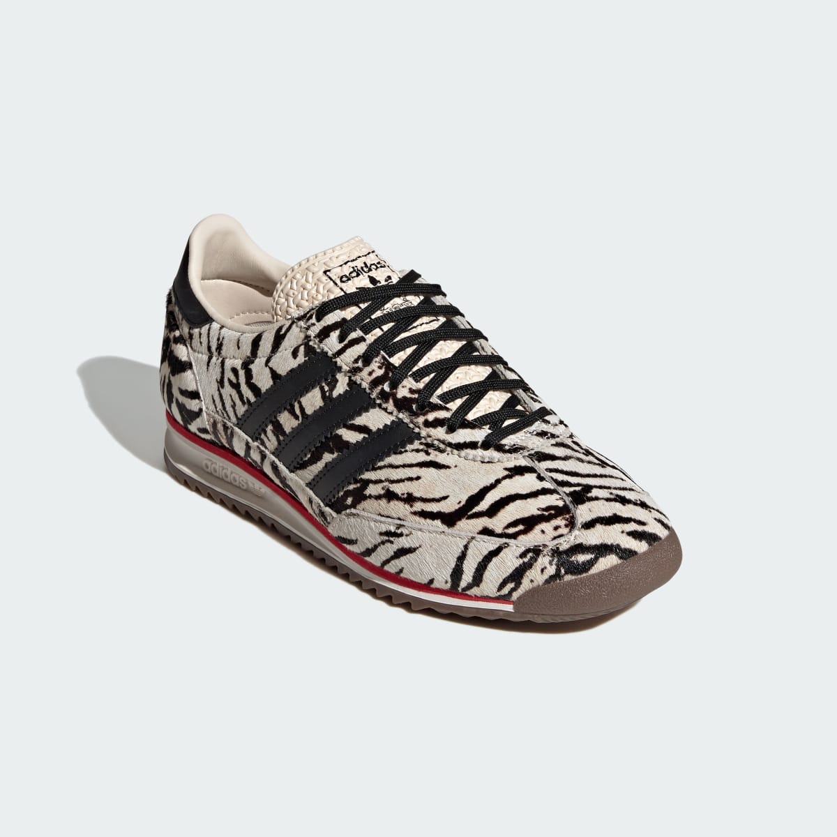 Tenis casuales para mujer color blanco y negro - vista 5