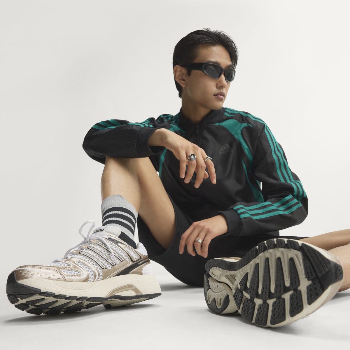 Tenis casuales unisex color blanco y gris - vista 6