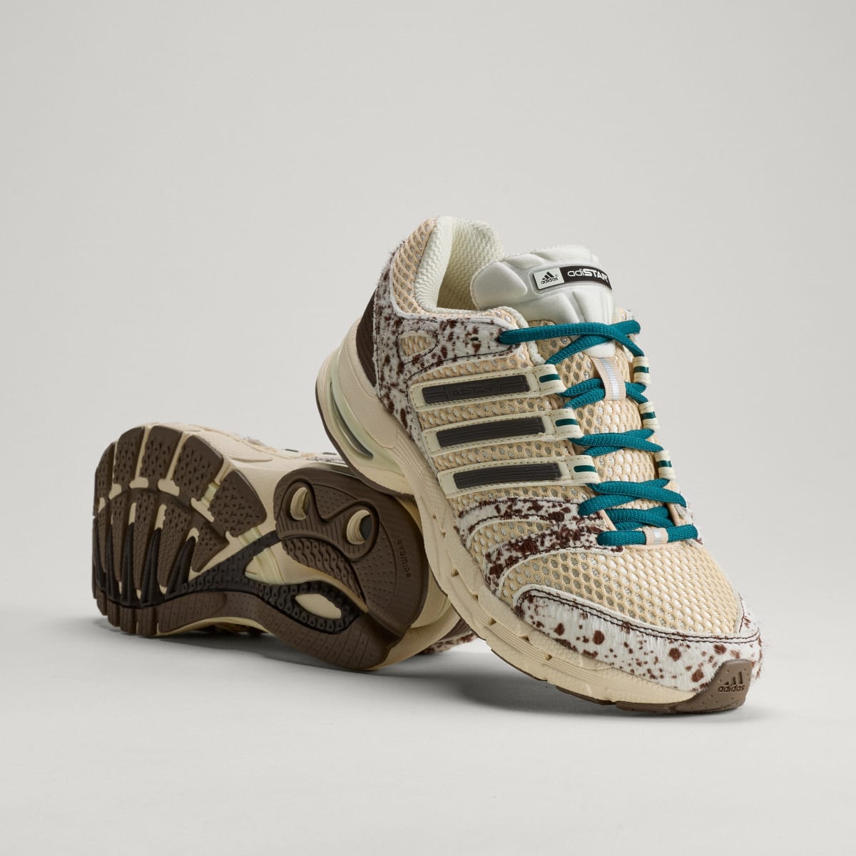 Tenis casuales para mujer color blanco y café - vista 1