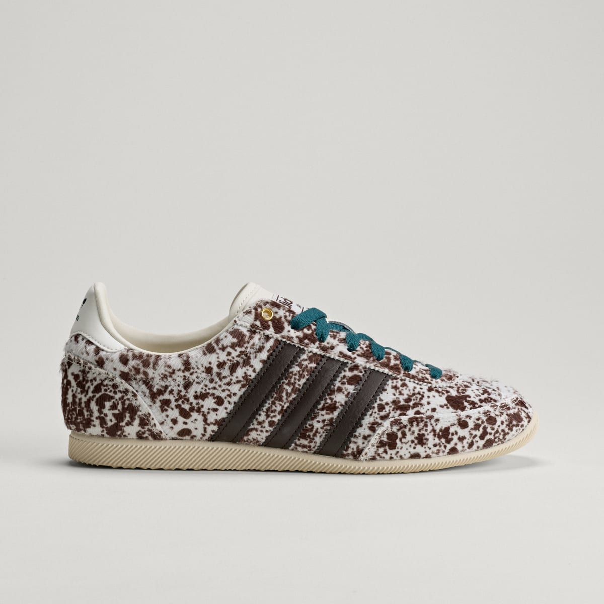 Tenis casuales para mujer color blanco y café - vista 3