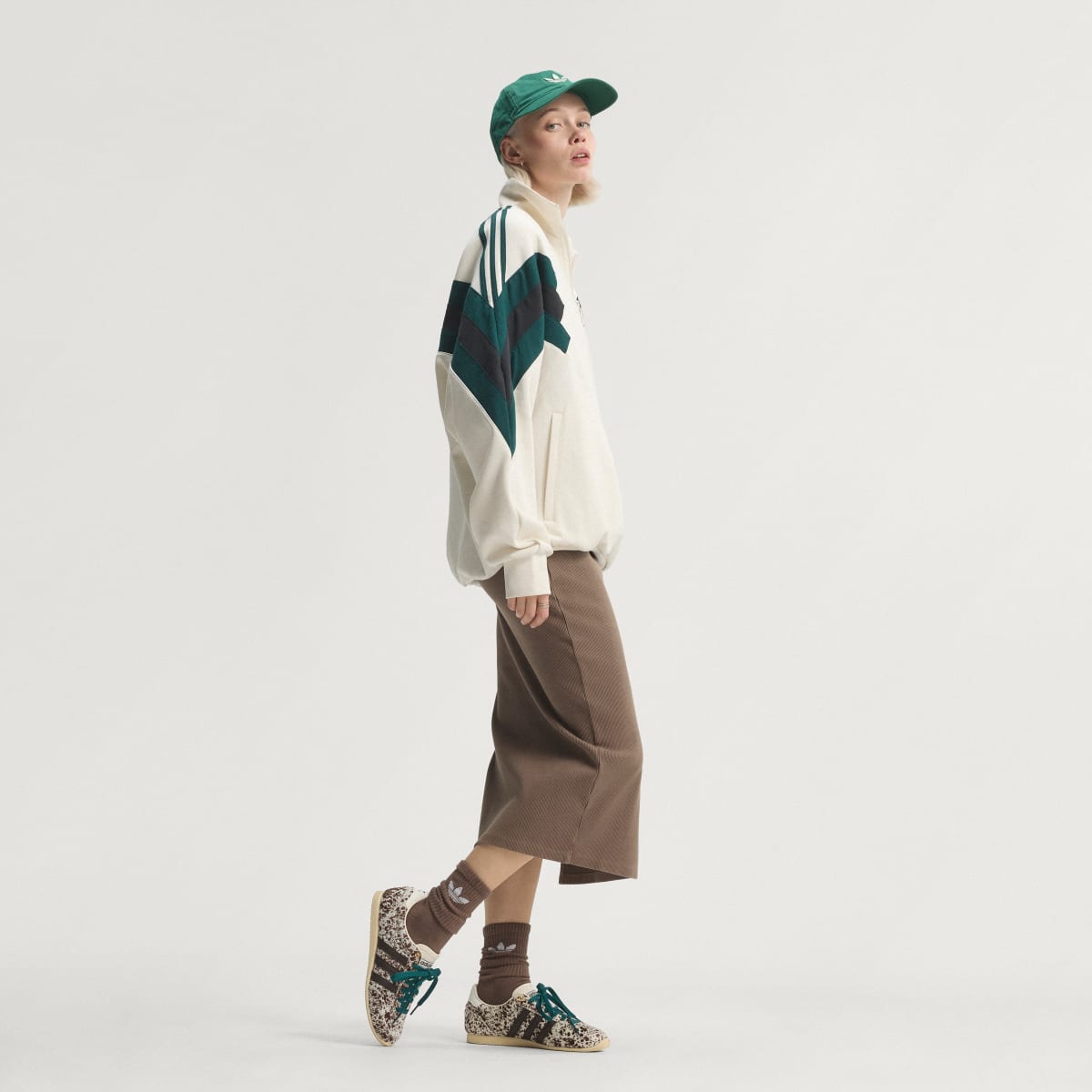 Tenis casuales para mujer color blanco y café - vista 6