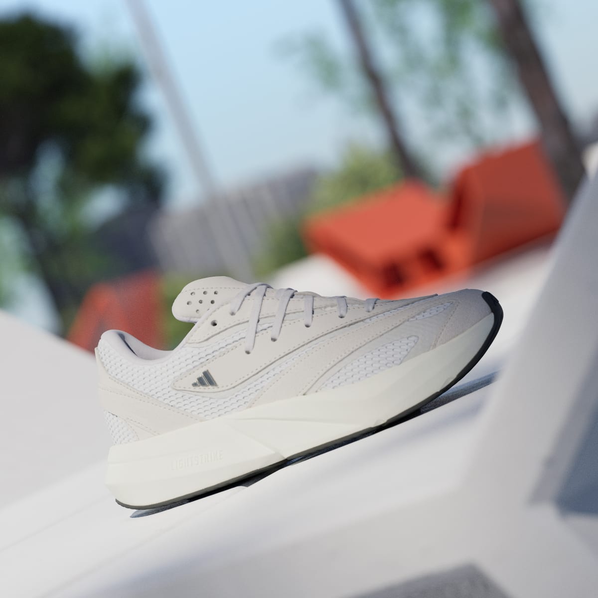 Tenis casuales para mujer color blanco y gris - vista 2